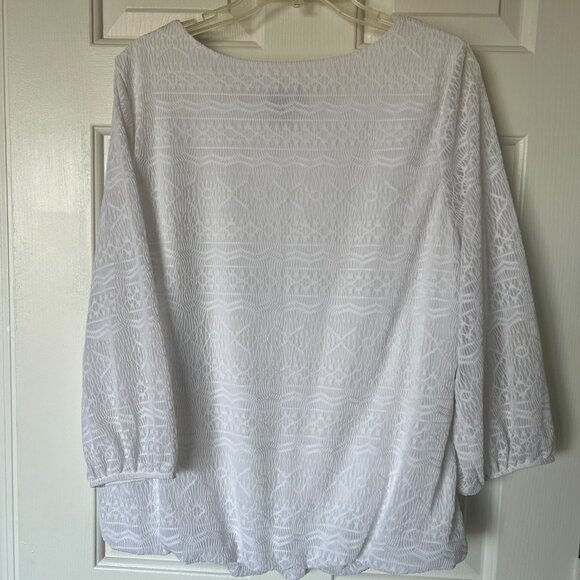 AGB Woman White Elastic front bottom SZ  1X  3/4 Sleeves/Lace Trim, Lined - Picture 2 of 11